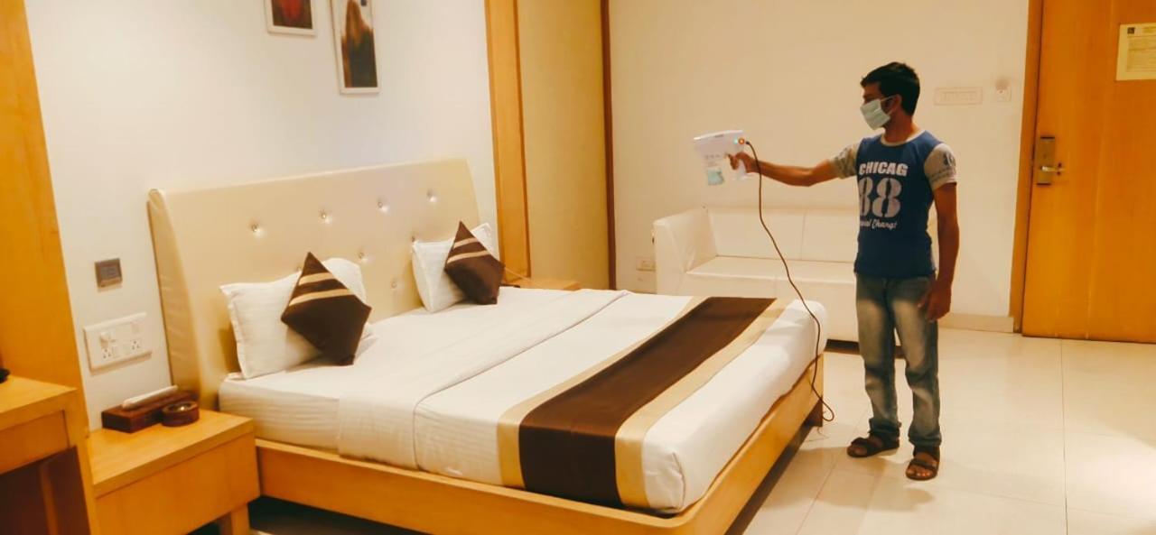 Hotel Yash Inn Mirzāpur Εξωτερικό φωτογραφία