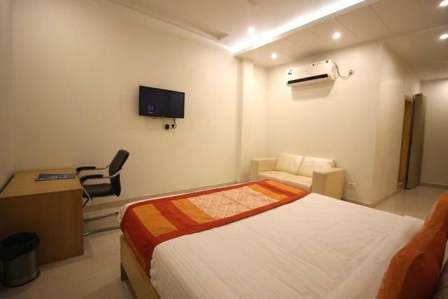 Hotel Yash Inn Mirzāpur Εξωτερικό φωτογραφία