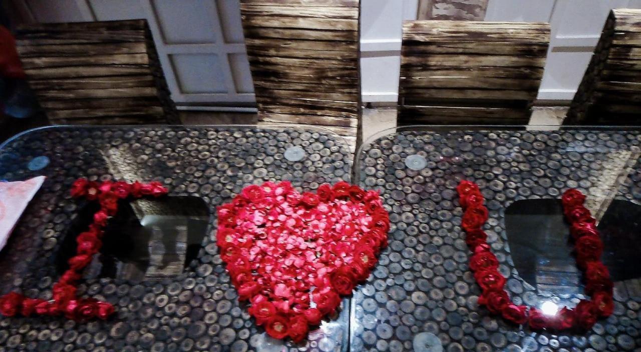 Hotel Yash Inn Mirzāpur Εξωτερικό φωτογραφία